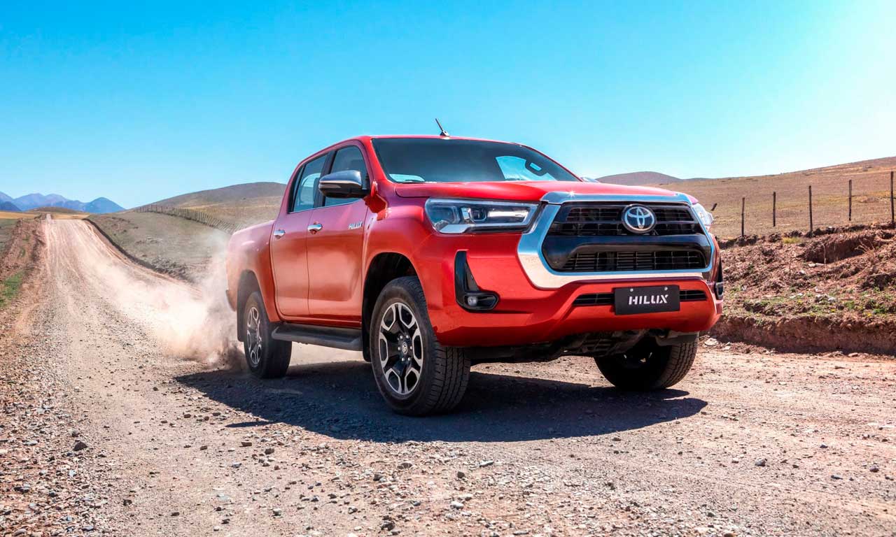 Qual a melhor versão da Toyota Hilux 2022 Karvi Blog