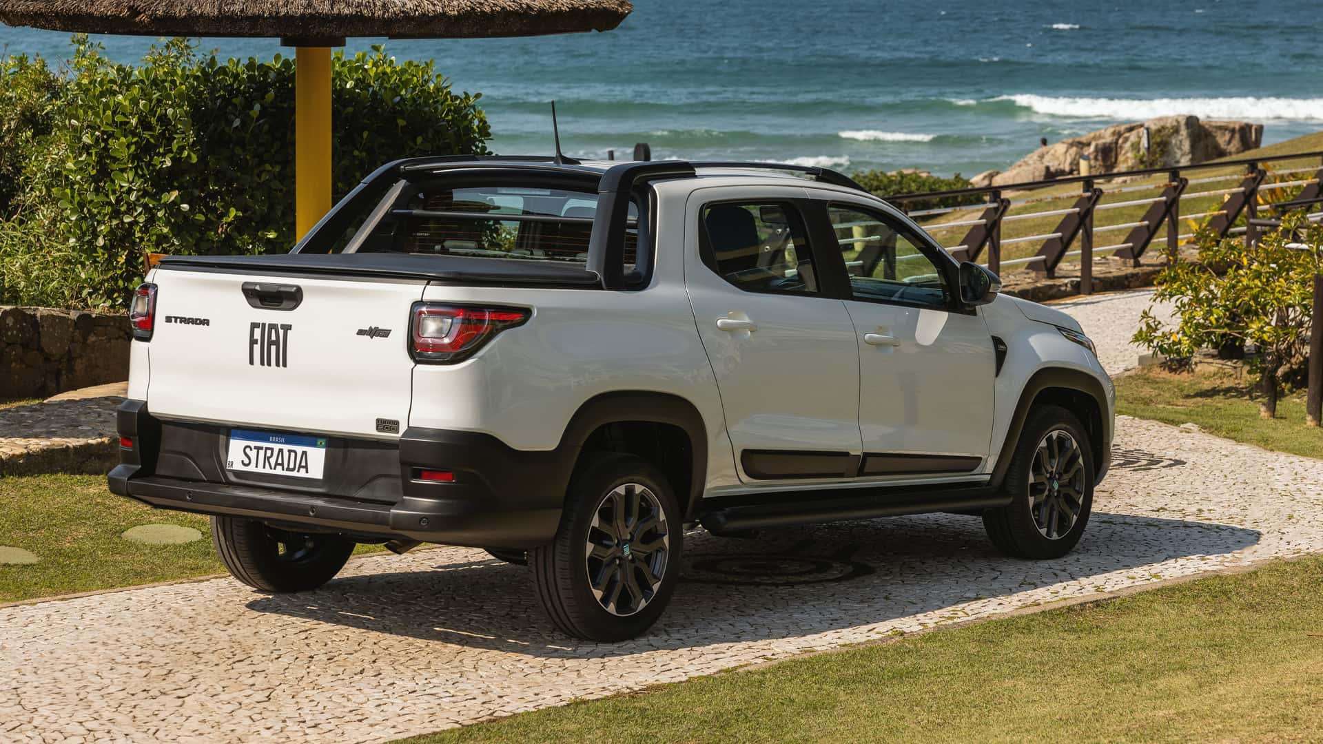 Fiat Strada Surge Novo Visual E Motor Turbo